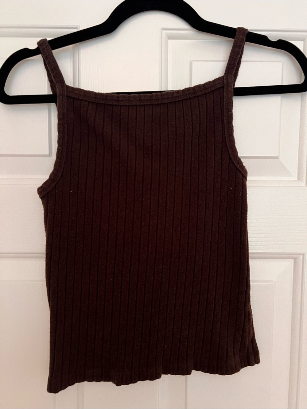 DONNI. Dark Brown Ribbed Crew Neck Top
